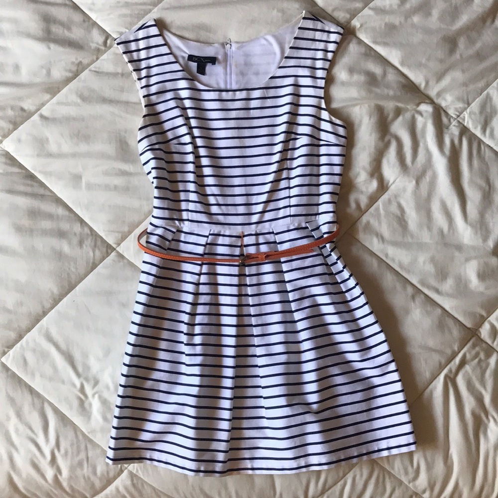 BCX sleeveless black & white striped dress